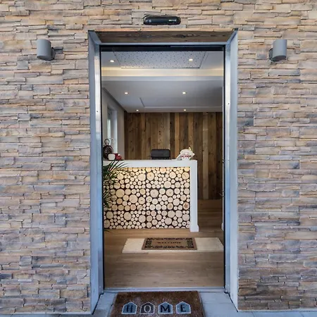 Ambach Guest house 3*