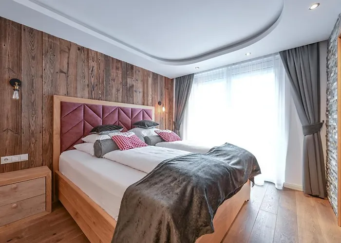 Ambach 게스트하우스 3*