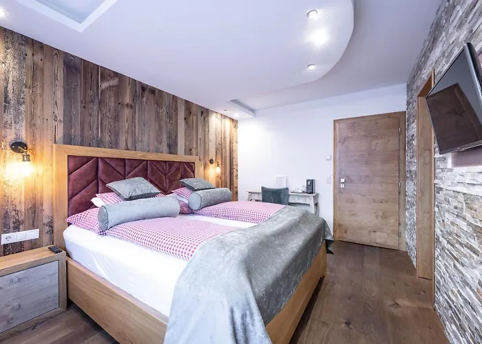 Ambach 게스트하우스 3*