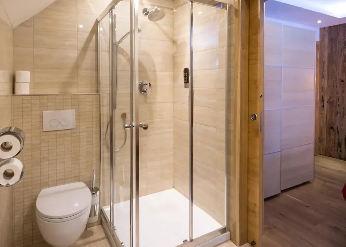 Ambach 게스트하우스 3*